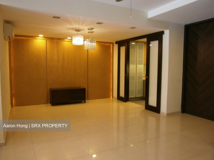 Loyang Valley (D17), Condominium #181679352